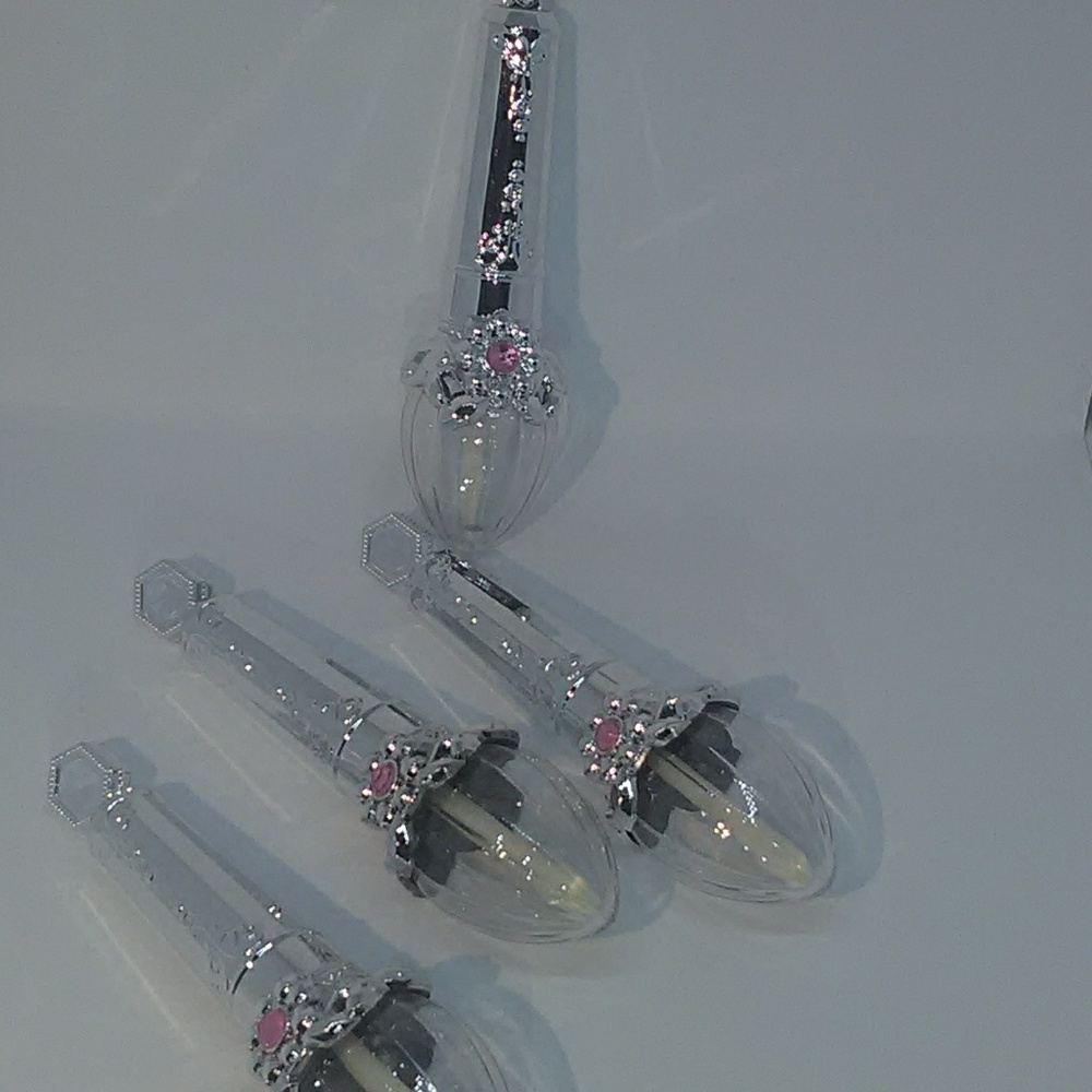 Jill Stuart Style Lip gloss tubes